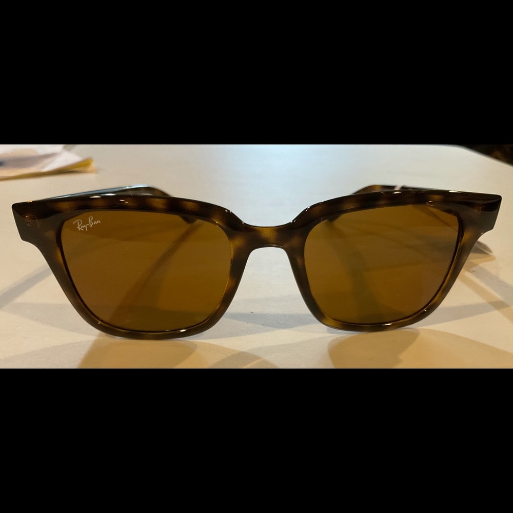 RayBan #4323. Authentic. New w/tag.